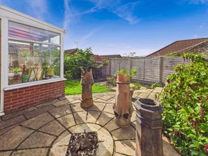 Garden and Patio- click for photo gallery